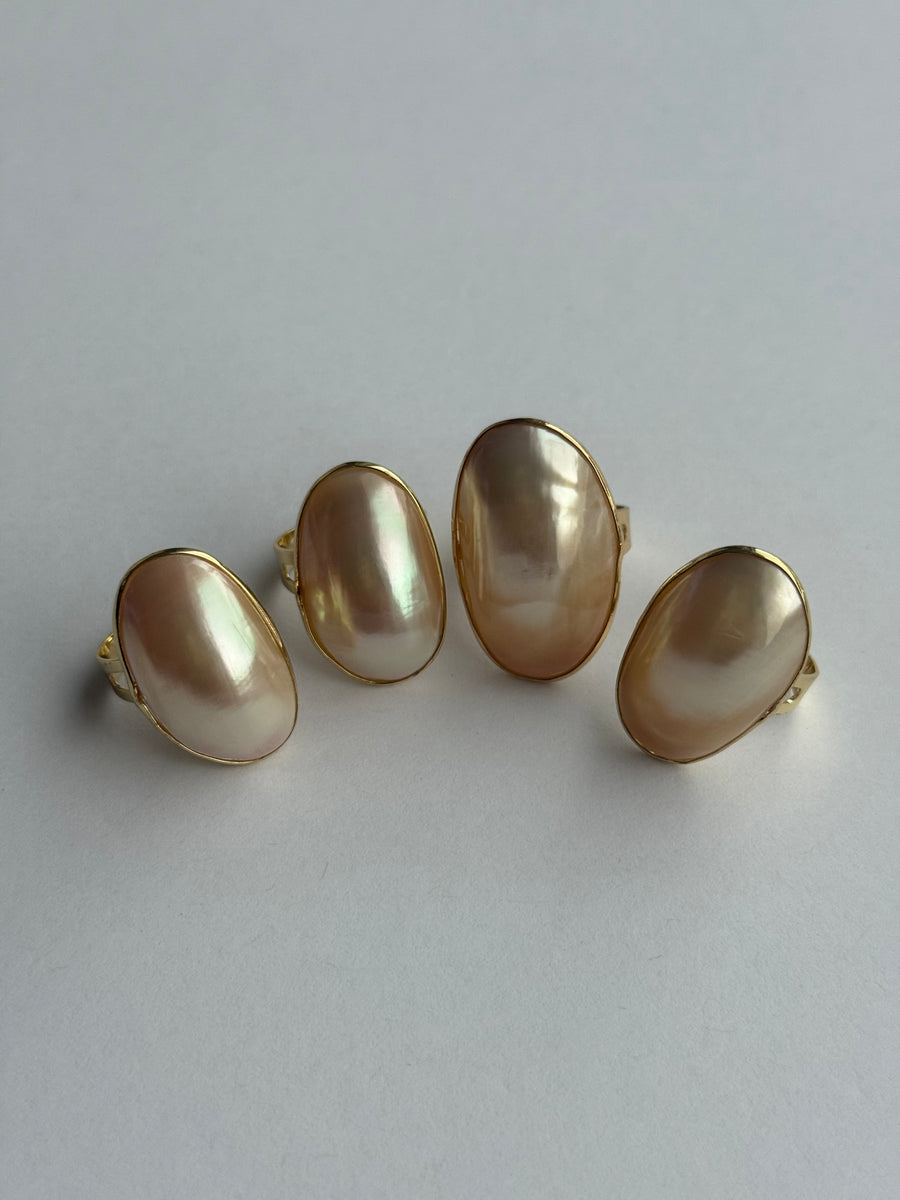 Perlita Dome Ring