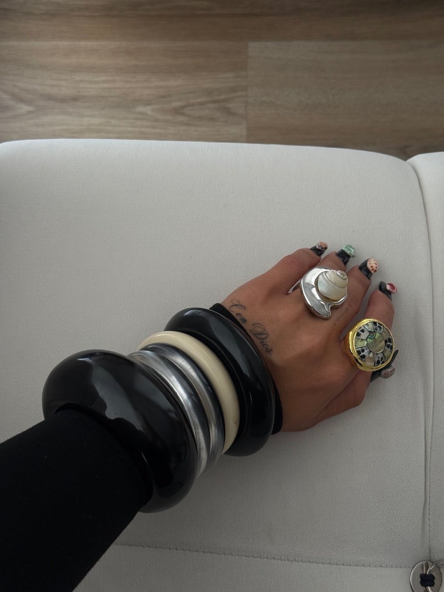 Caracol Blanco Ring