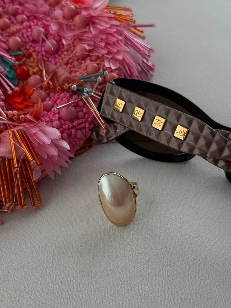 Perlita Dome Ring