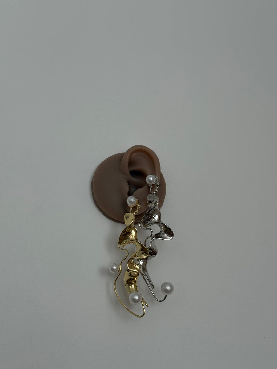 Curvita Earrings
