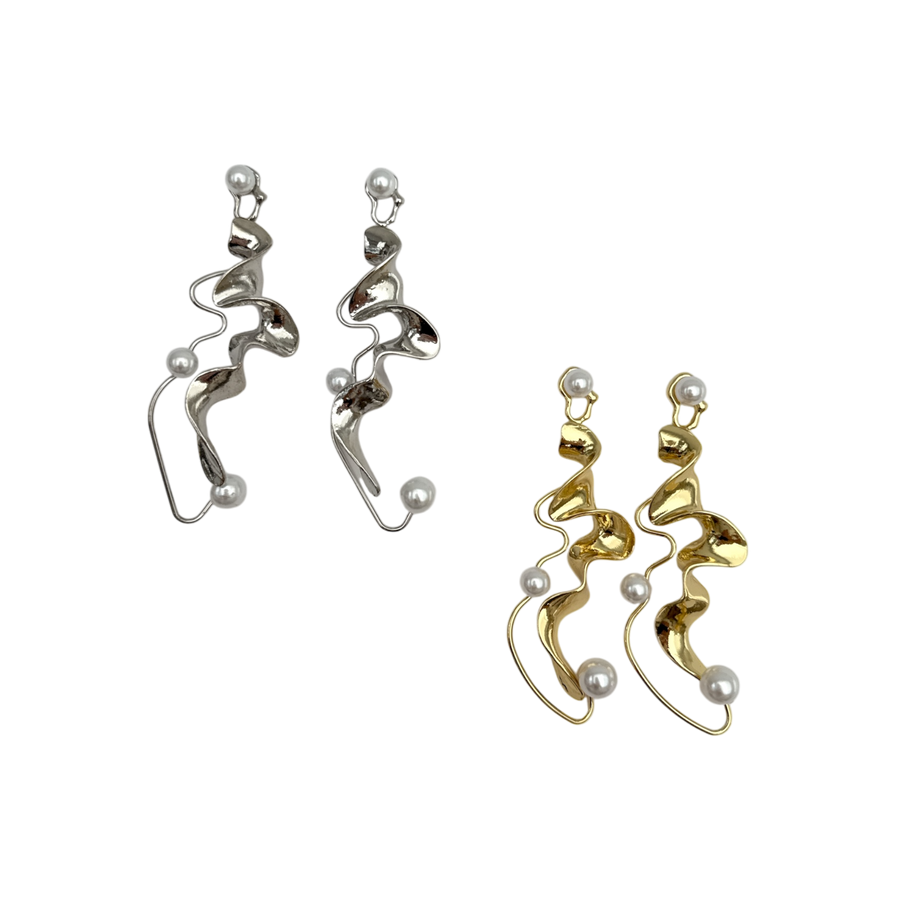 Curvita Earrings